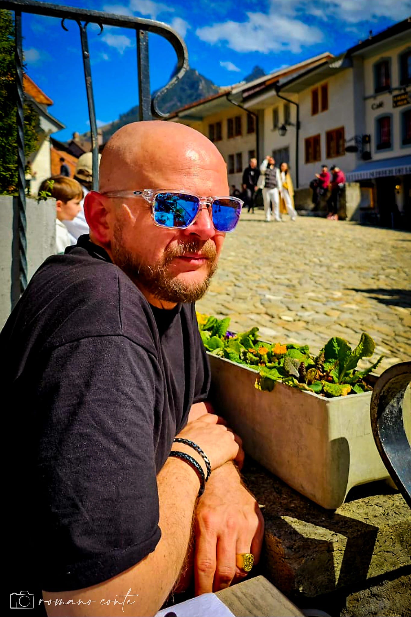 Lighthunter in Gruyères 01