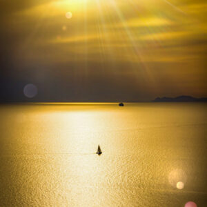 Coucher de soleil doré sur la mer Égée - Édition limitée Fine Art © par romano conte photography